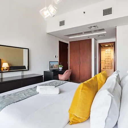 Modern & Spacious 2-Bed Condo With Panoramic Lake Views, Dual Balconies, Steps From Dubai Jlt Metro By 