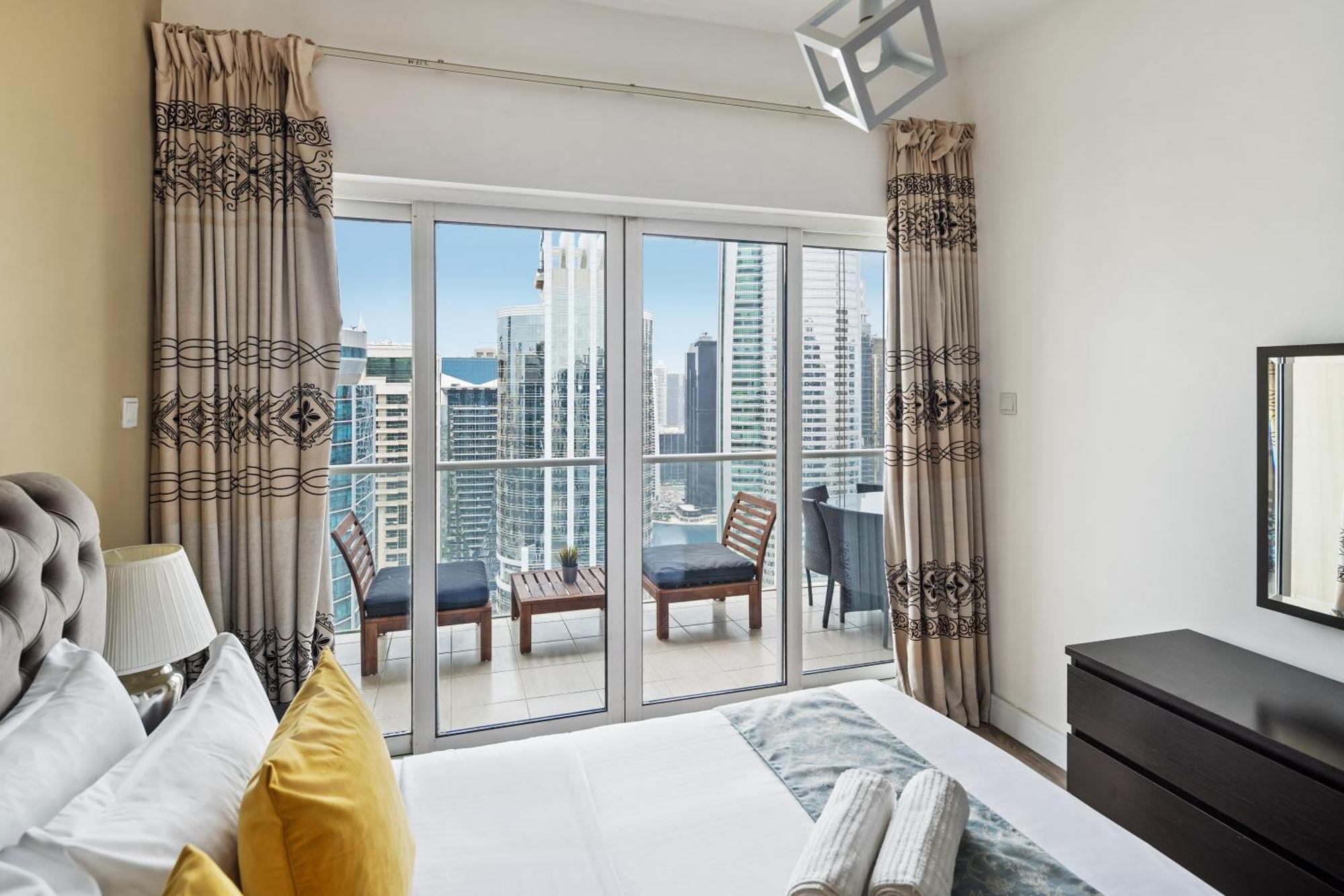 Apartment La Buena Vida: Panoramic View Near Jlt Metro Dubai