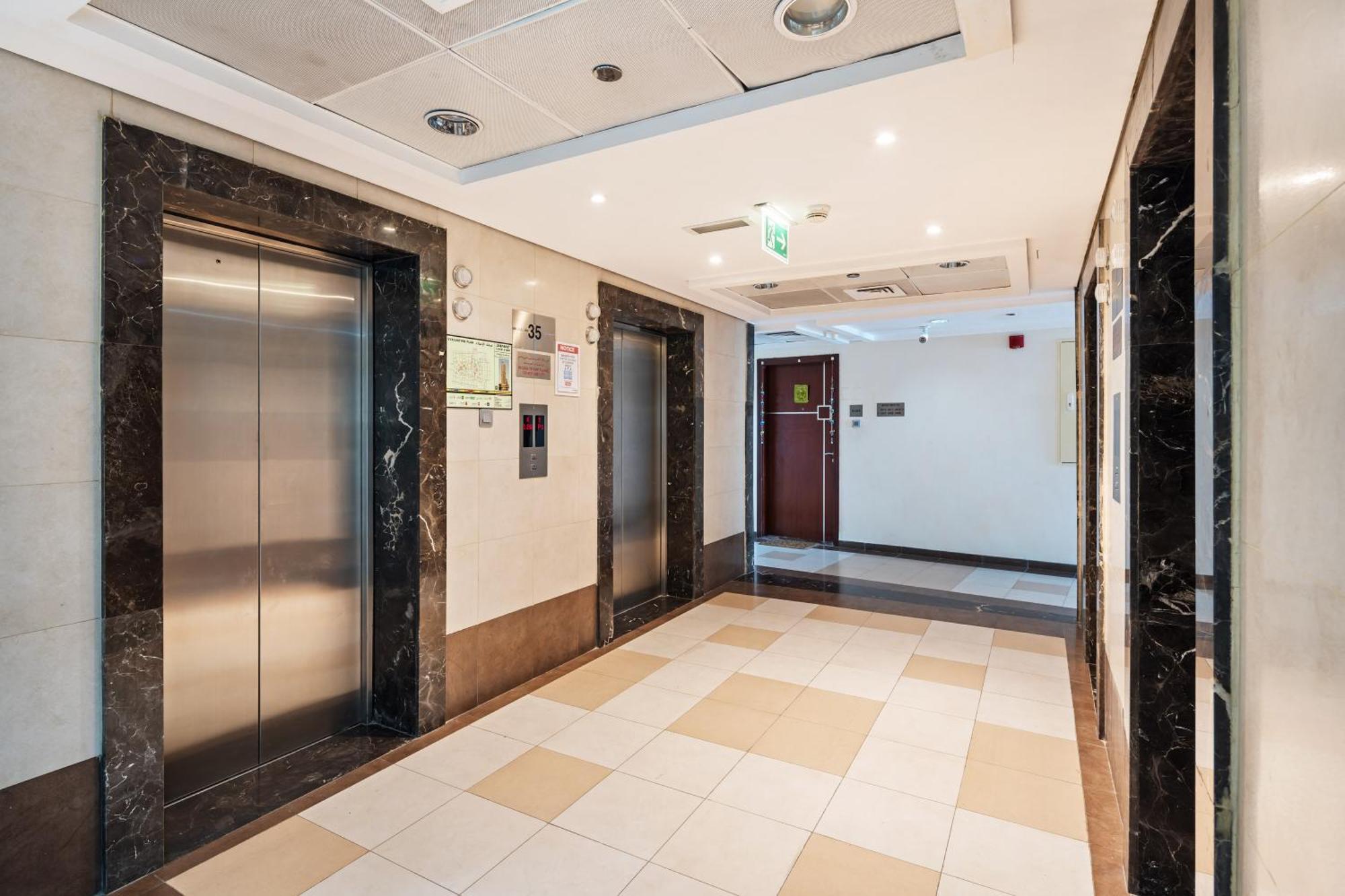 Modern & Spacious 2-bed With Panoramic Views, Dual Balconies, Steps From Jlt Metro By 